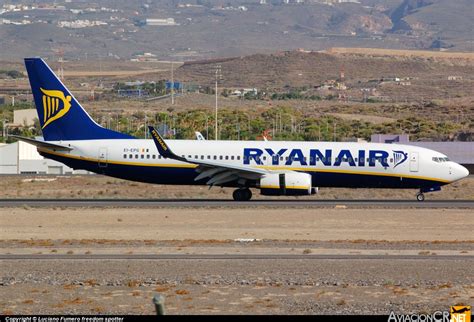 EI EPG Ryanair Boeing 737 8AS AviacionCR Net