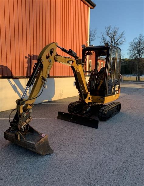 Cat 3017 D Miniexcavator Yanmar Jcb Takeuchi Kubota Targu Mures • Olxro