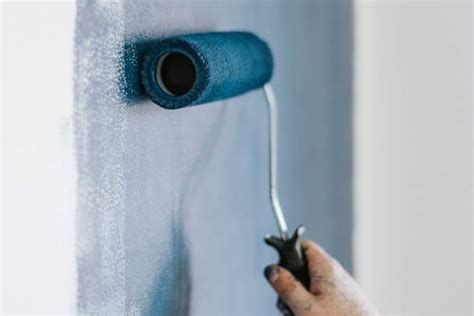 Qu Est Ce Que La Peinture Hydrofuge Et Comment L Appliquer Sur Un Mur