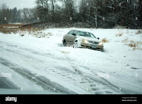 Car Sliding On The Ice Into The Ditch From I 35 Freeway Stacy