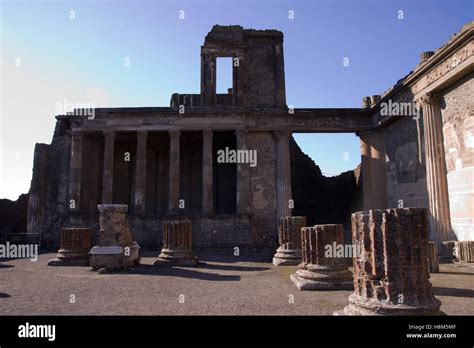 ancient pompey ruins in italy Stock Photo - Alamy