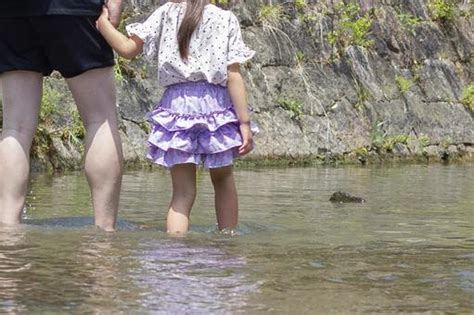幼女の写真素材｜写真素材なら「写真AC」無料（フリー）ダウンロードOK