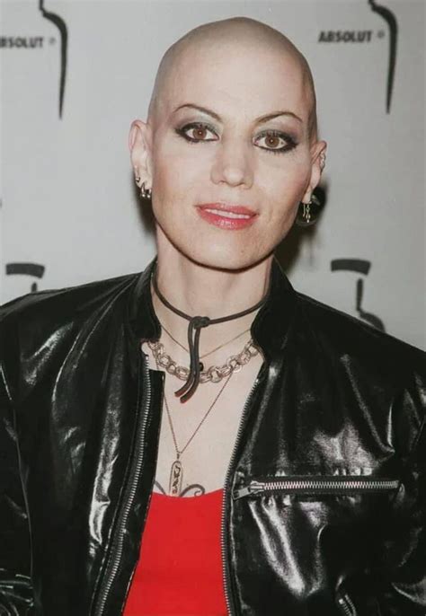 Pin By John Moore On Joan Jett Shaved Head Women Bald Women Short