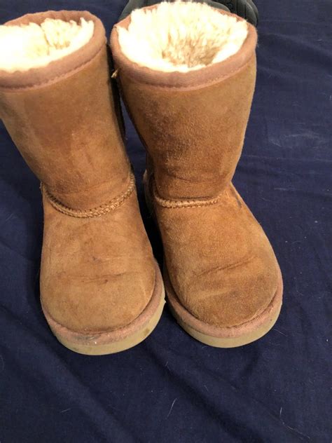 Toddler Uggs Few Marks But Looks Like They Can Be Easily Scrubbed Out