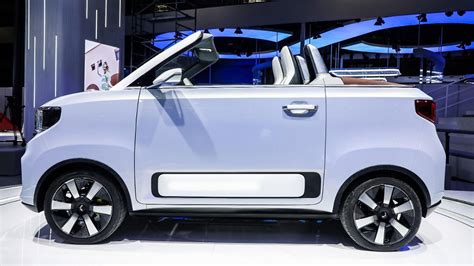 Wuling Hong Guang Mini EV Cabrio Reveal Specs Features