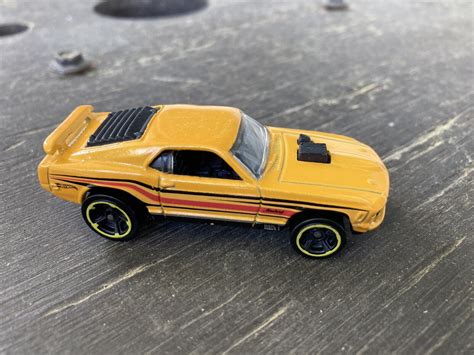 Hot Wheels Yellow Ford Mustang Mach Ebay