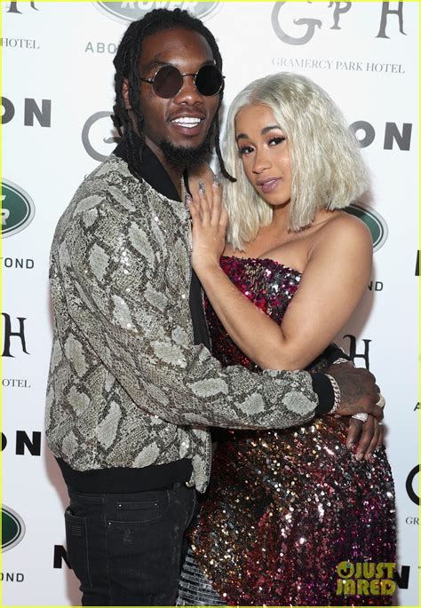 Cardi B Shares Nsfw Texts From Offset After Twitter Troll Accuses Him Of Cheating Photo 4830788