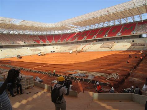 La rénovation du Stade Léopold Sédar Senghor démarre avec larrivée des