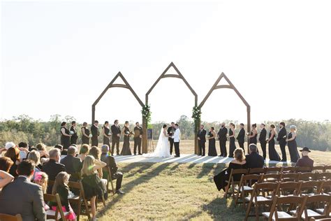 Weddings and Testimonials: Bella Rouge Venue