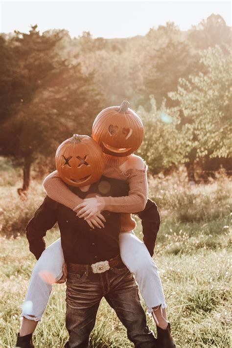 Pumpkin Head Couple Pictures Halloween Photography Pumpkin Head Couple Pictures Halloween