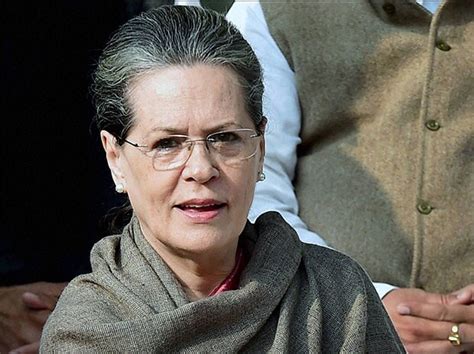 I T Dept To Probe Sonia Rahul Gandhi In National Herald Case