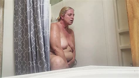 Housewife In The Shower Free Sexy Body Porn F XHamster