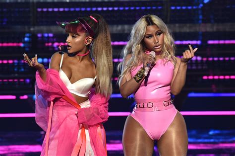 Ariana Grande and Nicki Minaj Perform "Side to Side" at the 2016 VMAs ...