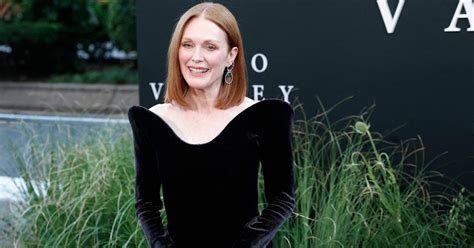 En bikini et sans maquillage le selfie au naturel de Julianne Moore à ans