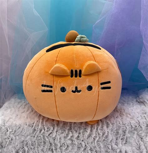 Very Rare Pumpkin Pusheen Eg