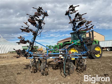 Tyler TTB 15R30” Applicator | Agriculture | BigIron