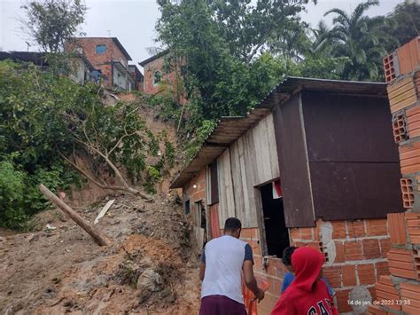 Mais De 20 Ocorrências São Registradas Durante Chuva Em Manaus