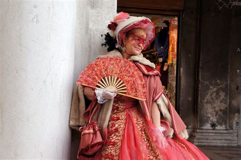 Il Carnevale Di Venezia Agenzia Viaggi Varese Viaggi Di Gruppo