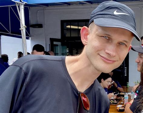 行善不欲人知，vitalik Buterin 悄悄捐贈500萬美元幫助烏克蘭 Anue鉅亨 鏈文