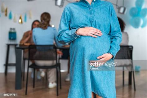 Black Woman Baby Bump Photos And Premium High Res Pictures Getty Images