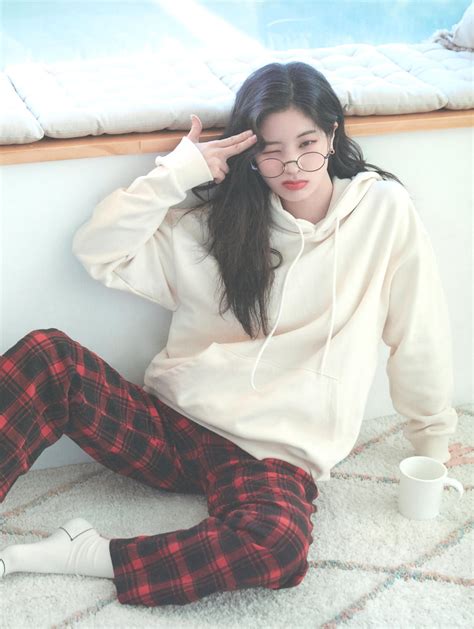 Njmsjmdct2 On Twitter SCAN Yes I Am Dahyun 1st Photobook Page