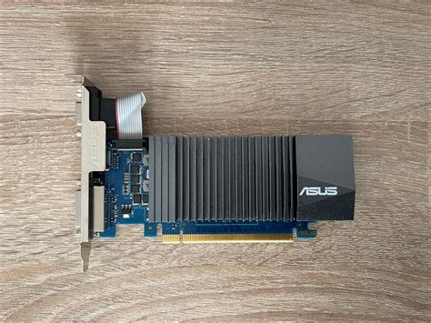 Grafická karta ASUS GT710 SL-1GD5 | Aukro