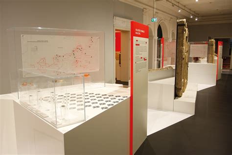 Ausstellungsdesign Im Licht der Menora museumsfreunde Büro für