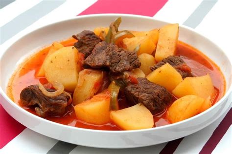 Carne con papa cocida de 149 Kcal Receta fácil en la app Avena