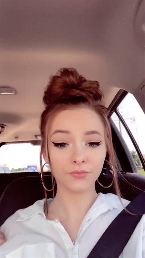 Zoe Lavernezoelaverne On Tiktok Zoe Laverne Celebs