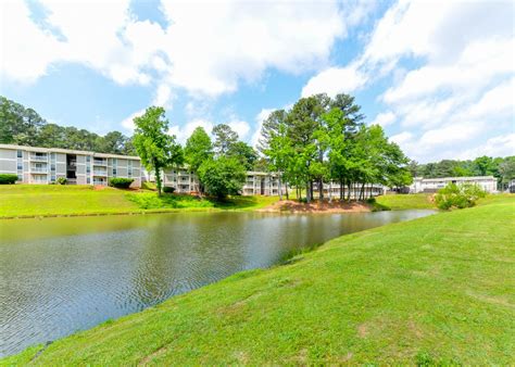 Willow Lake Apartment Homes | Apartments in Stone Mountain, GA