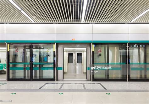 Subway Train Doors Opened High-Res Stock Photo - Getty Images