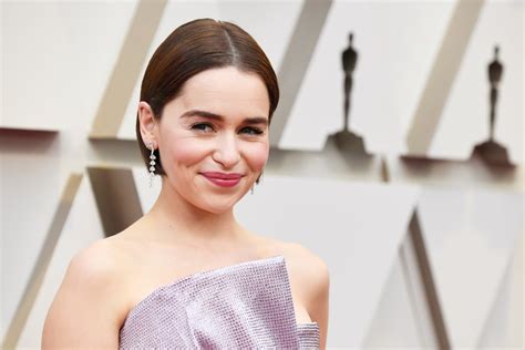 Emilia Clarke's Quotes on Beauty After Her Brain Surgery | POPSUGAR Beauty