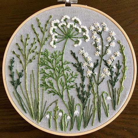 10 Transcendent Satin Stitch Flower Hand Embroidery Ideas Embroidery