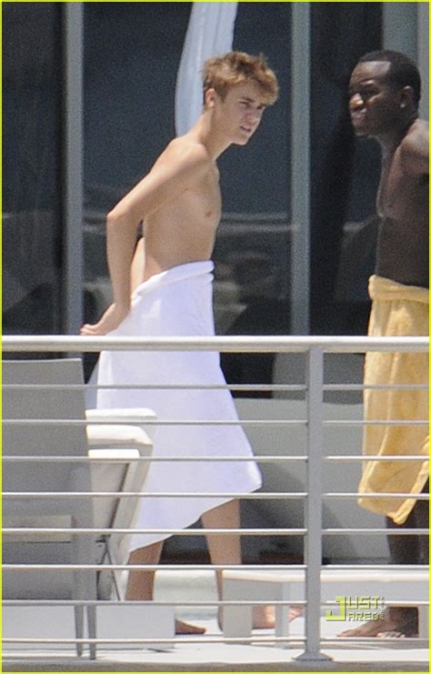 Justin Bieber Shirtless Time In Miami Photo Justin Bieber