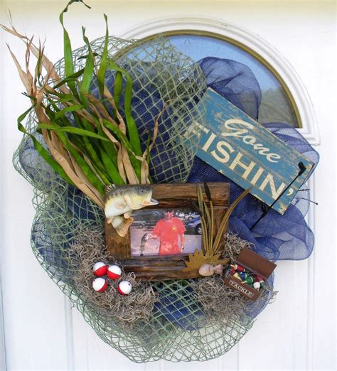 Pin By Val Stanley On Deco Mesh Fishing Wreath Wreaths Wreath Crafts