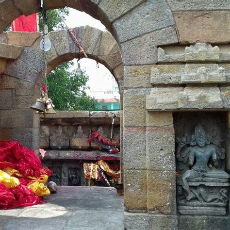 The Kamakhya temple, Assam. Located on the Nilachal hill in Guwahati ...