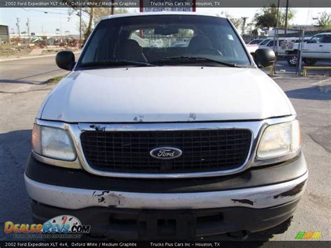 2002 Ford Expedition Xlt 4x4 Oxford White Medium Graphite Photo 2