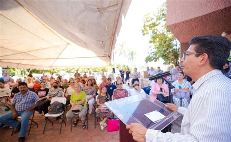 Destacan Apoyo A Mujeres En La Entrega De Apoyos A Mipymes