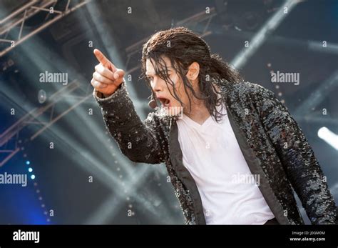 Yateley, UK - June 27, 2015: Navi, a professional Michael Jackson ...