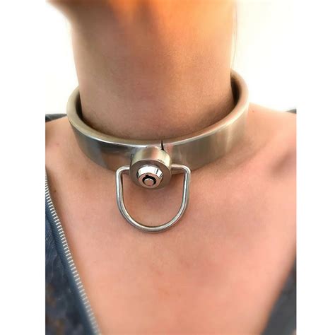 Stainless Steel Metal Lockable Slave Neck Collar Choker Bondage