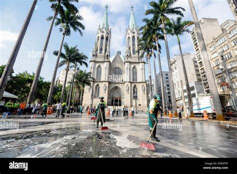 Sp Sao Paulo 11032017 Operacao Cidade Linda Centro Historico De Sao Paulo Em Sua 11