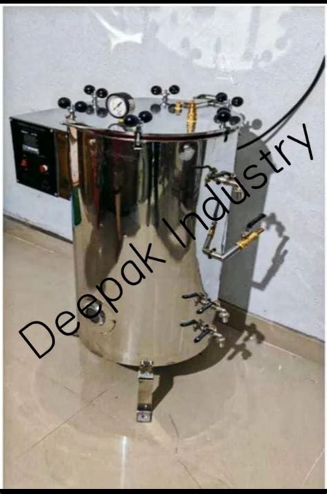 Vertical Double Walled Wing Nut Autoclave Capacity Litre At Rs