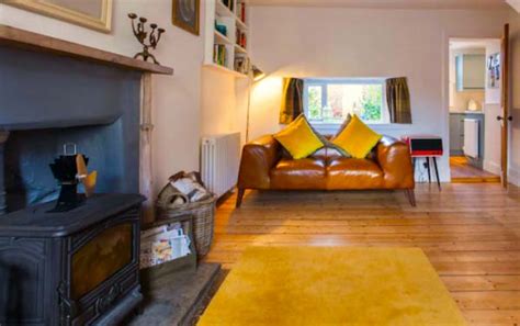6 New Romantic Hot Tub Getaways Scotland In Luxury Eco Lodges