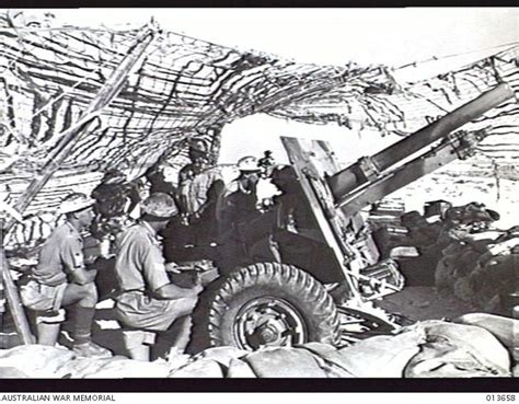 Western Desert An Aif Artillery Unit Prepares To Fire Their Pounder