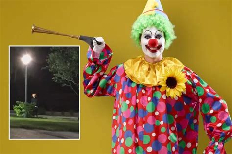 What Is The Creepy Clown Craze Everything You Need To Know About The Eerie Phenomenon Sweeping