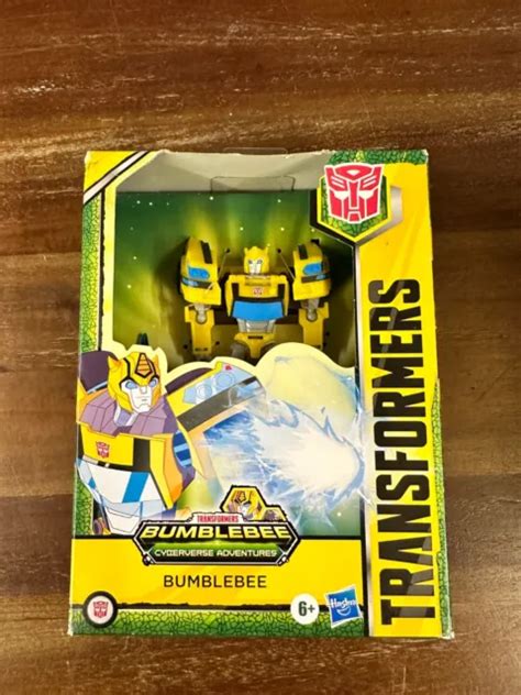 Hasbro Transformers Bumblebee Cyberverse Adventures Deluxe Class Action