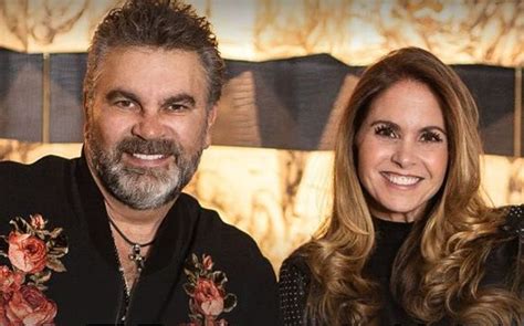 Lucero habla de relación con Manuel Mijares anuncia gira con cantante