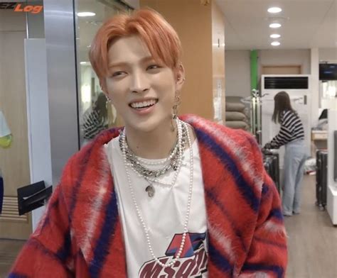 Kim Hongjoong Love You So Much Overalls Sari Cute Men Fashion