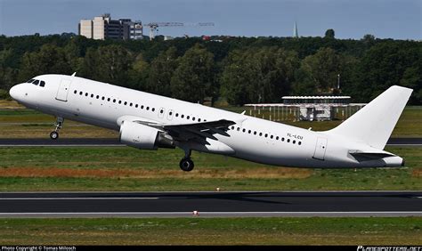 YL LCU SmartLynx Airbus A320 214 Photo By Tomas Milosch ID 1022094