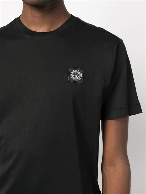 Stone Island logo-patch T-shirt - Farfetch